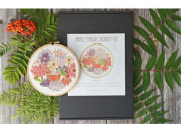 'Blooms' Floral Hoop Art Hand Embroidery Kit