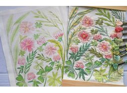 Clover Flowers Mini Wall hanging Embroidery Pattern alternative