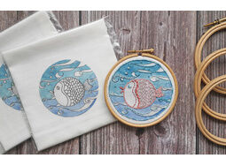 Puffa Fish Mini Embroidery Panel (to fit 4 inch hoop)
