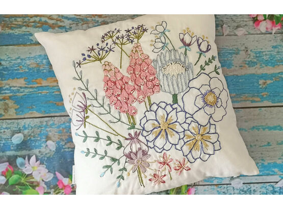 *NEW* Bouquet Flower Embroidery Pattern For Cushion Cover